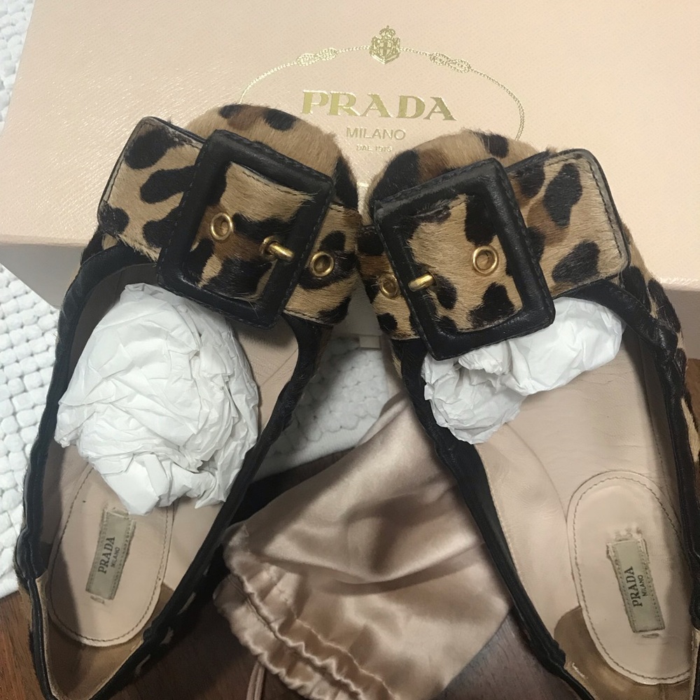 Very cute leopard Prada flats